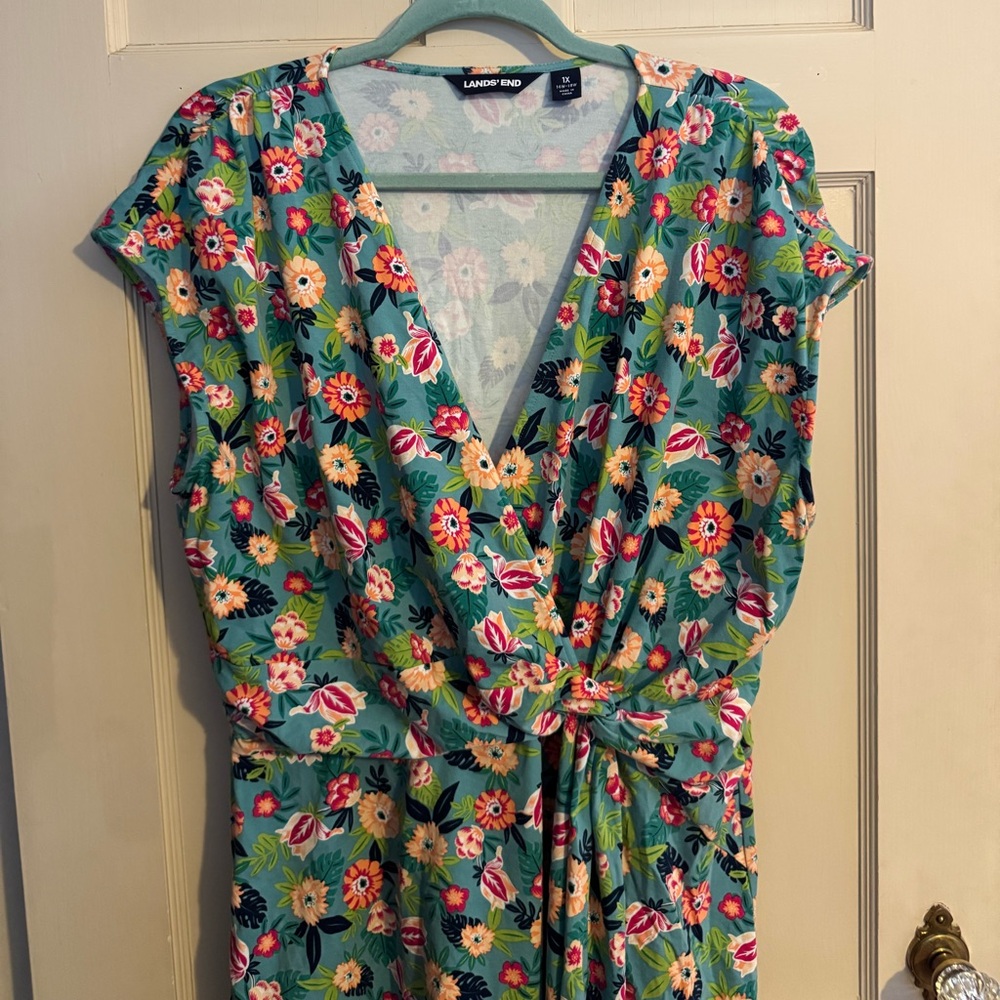 Lands End Faux Wrap V-Neck Short Sleeve Dress Green Tiny Floral Print - Picture 3 of 10